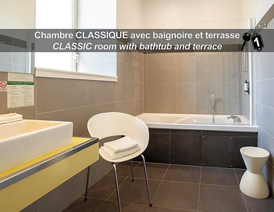 HÔTEL LA FERME DE BOURRAN - RODEZ - parking privé avec bornes pour voitures électriques