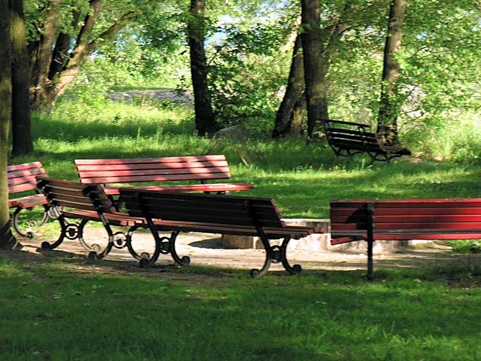 Ośrodek Szkoleniowo-Wypoczynkowy "Stodoły"