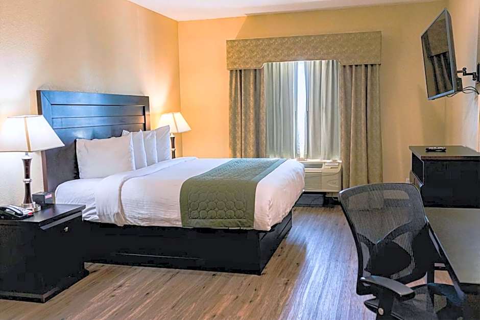 Grander Inn & Suites by IHG