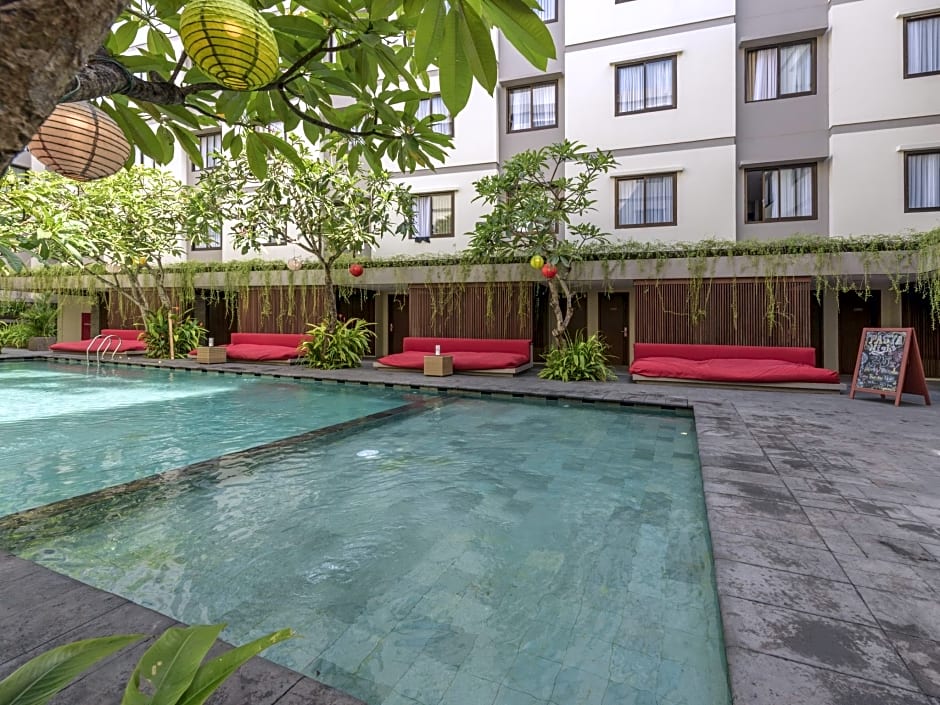 Hotel Dafam Savvoya Seminyak