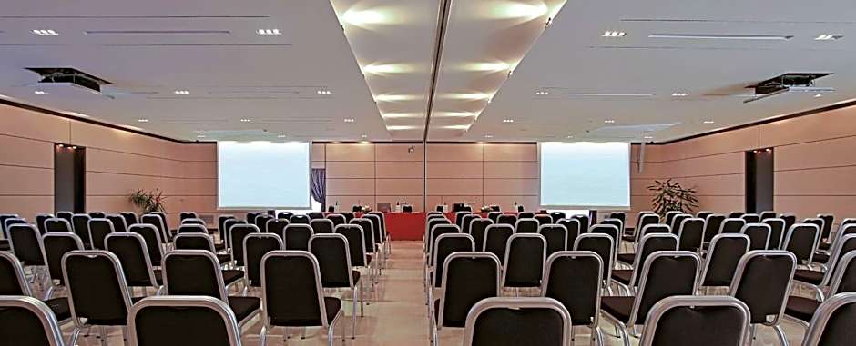 Suites & Residence Hotel