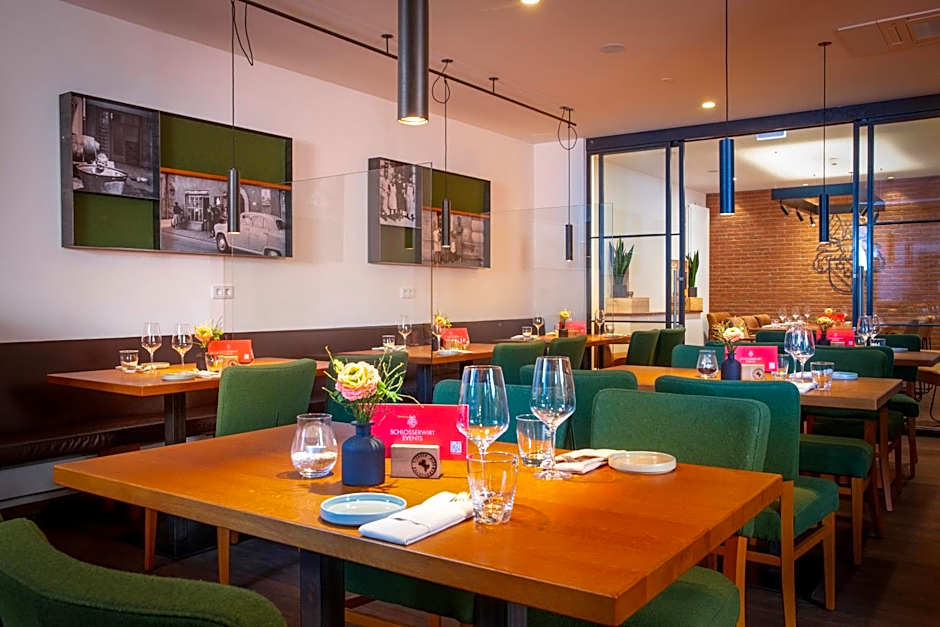 Hotel & Boarding House Schlosserwirt