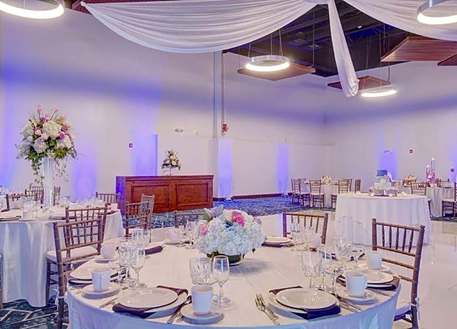 Hampton Inn & Suites Boston/Stoughton