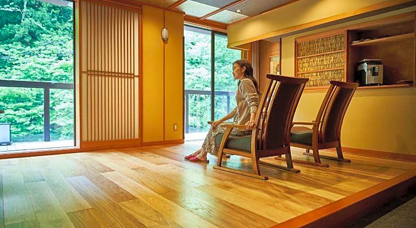 Shima Onsen Toshimaya