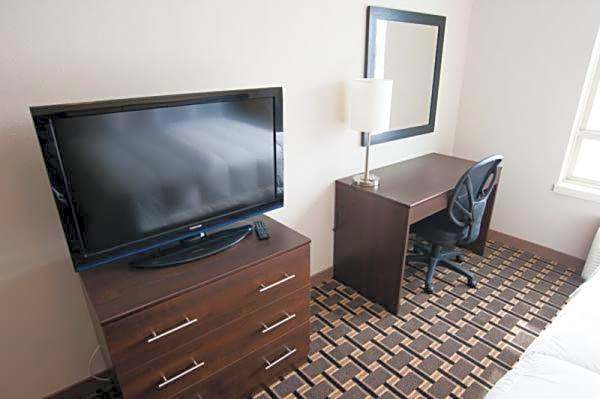 Western Star Inn and Suites Carlyle