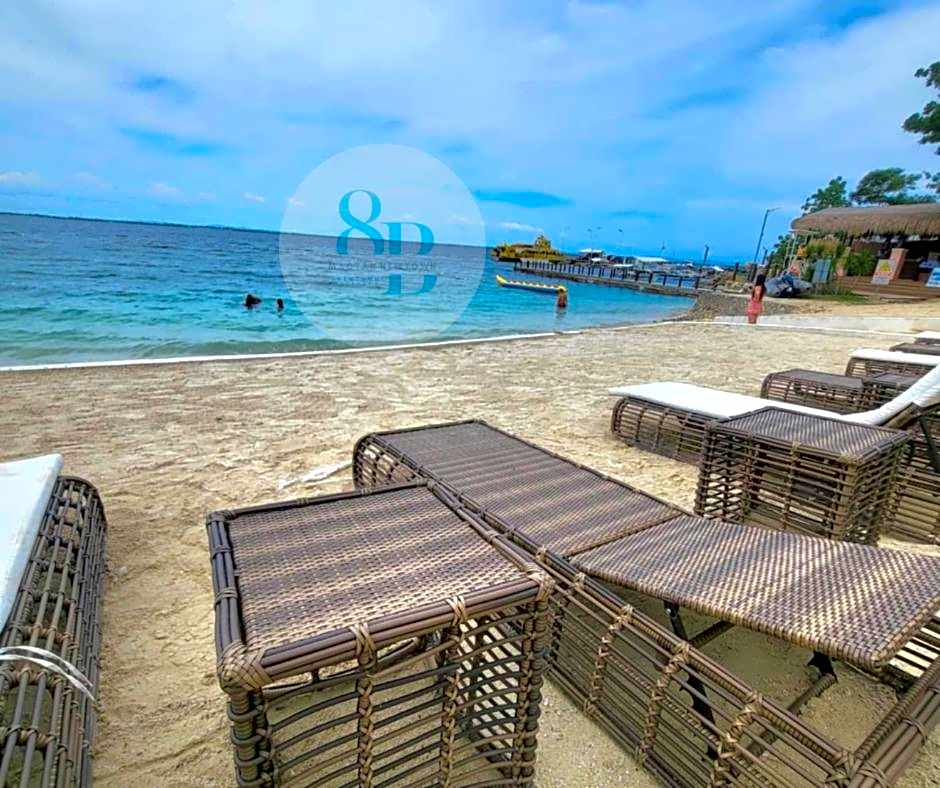 Mactan Newtown 8Newtown Boulevard Beach Condo RM6