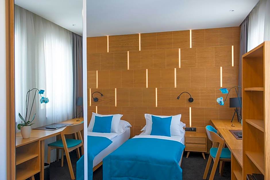 Hotel Sana