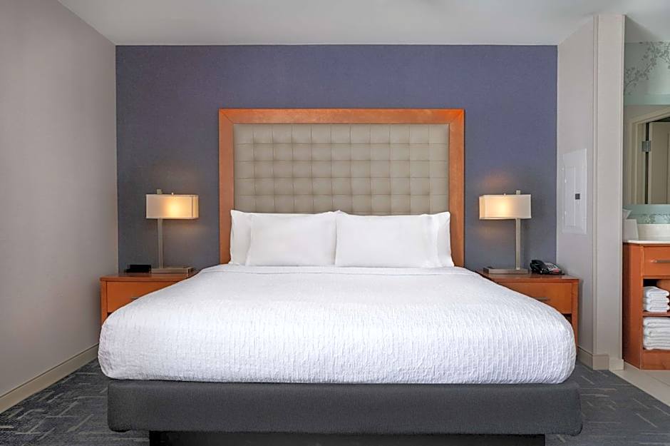 Homewood Suites by Hilton Gateway Hills Nashua