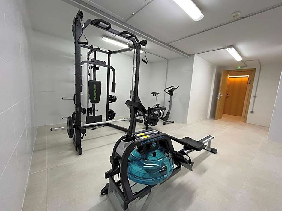 Apartamentos Playa Victoria - by Grupo Tribu