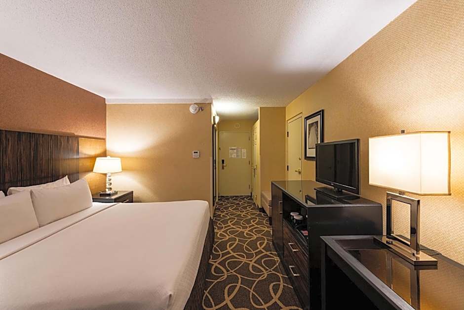 Crowne Plaza Newark Airport By IHG