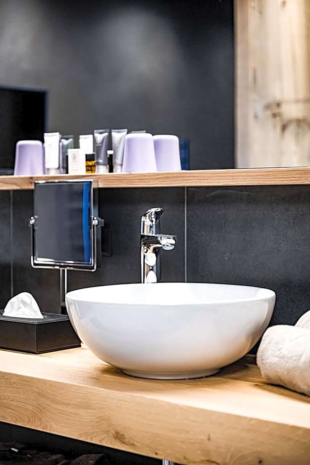 ALMMONTE PRÄCLARUM SUITES - Casual Boutique Hotel