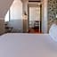Lisboa Carmo Hotel