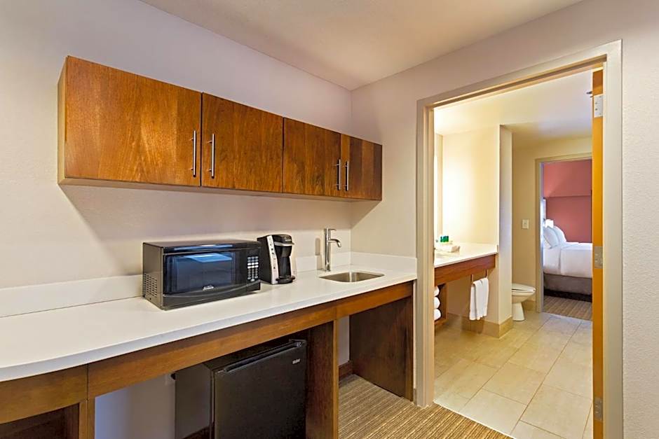 Holiday Inn Express & Suites Tavares By IHG