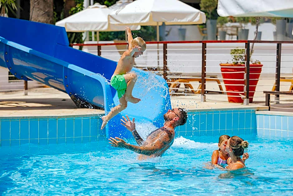 Golden Coast Beach Hotel