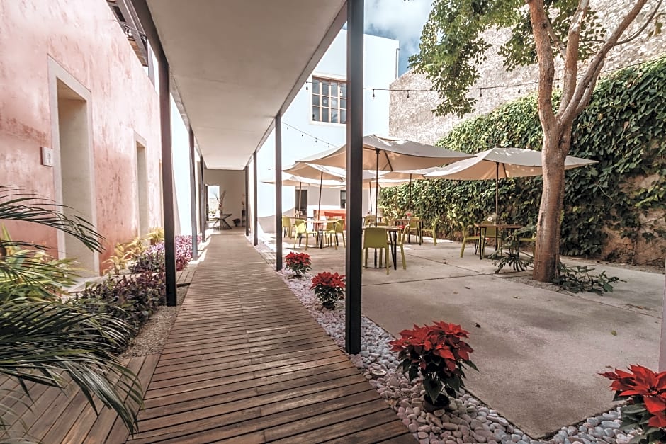 Casona 61 by GuruHotel