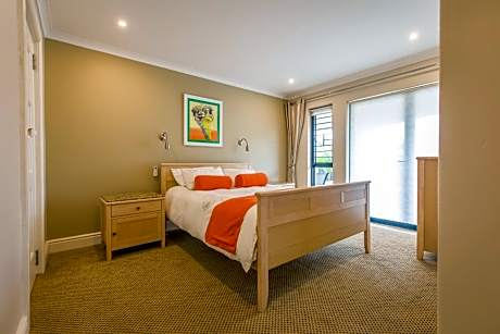 Self-Catering Apartment