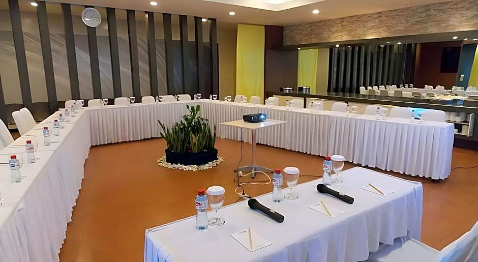 Hotel 88 Embong Malang