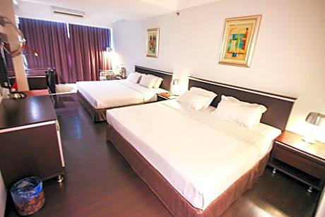 Premier Triple Room