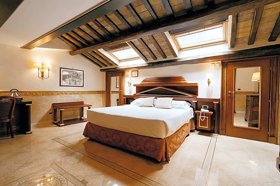 Hotel Pantheon