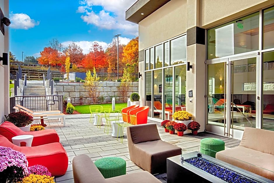 Aloft Framingham