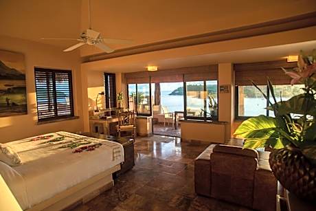 Mexico Lindo Suite Oceanfront