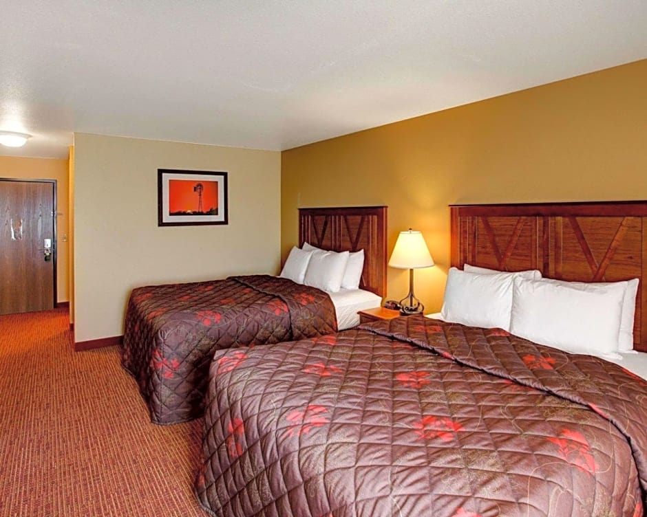 Rodeway Inn & Suites Phillipsburg