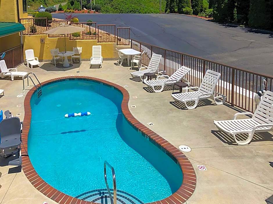 Quality Inn Hillsville