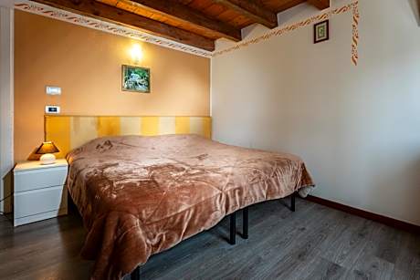 Comfort Triple Room with Shower