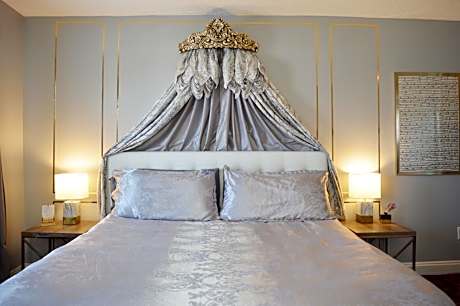 Mountain View Suites