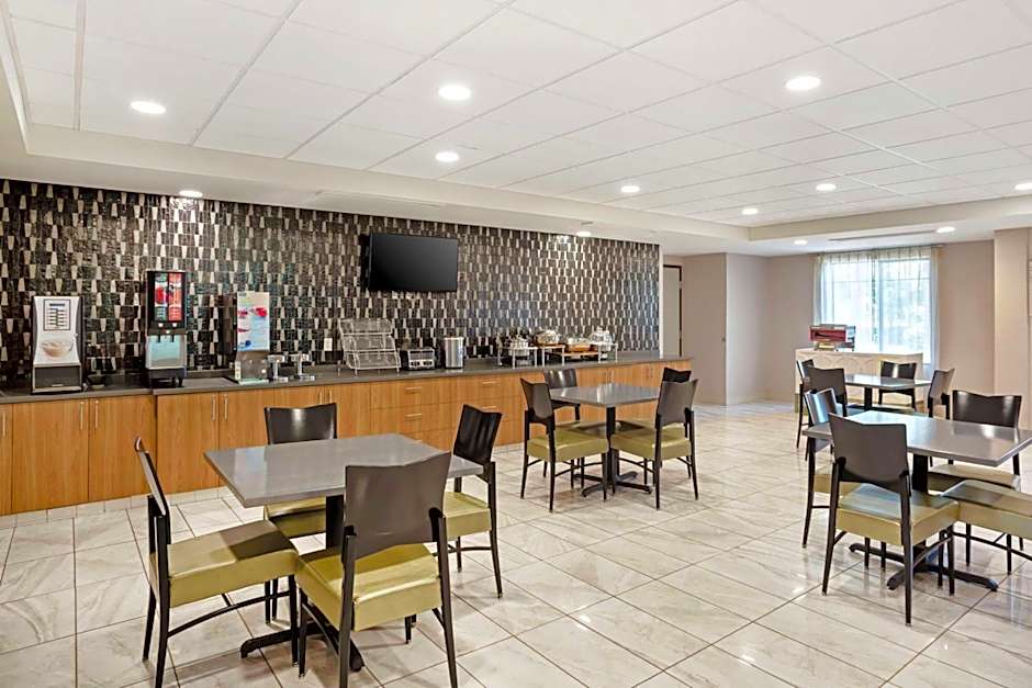 Best Western Plus Coalinga Inn