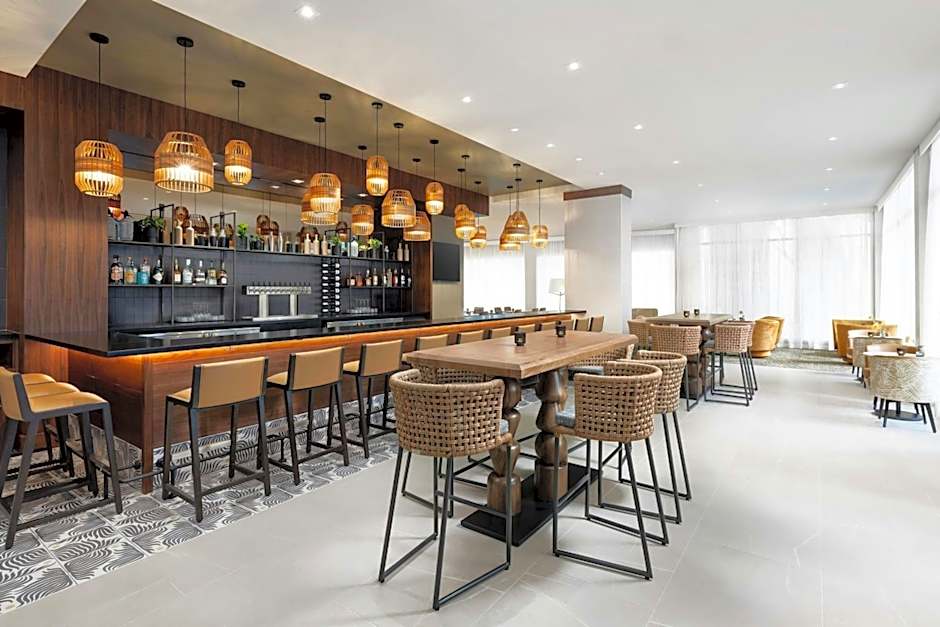 AC Hotel by Marriott Honolulu