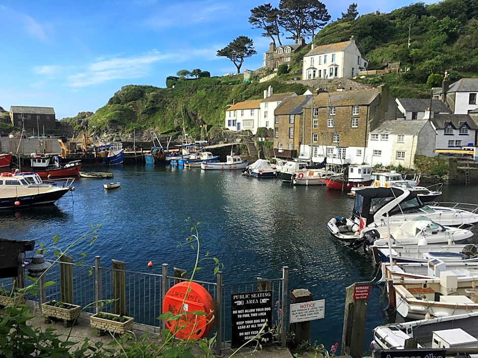 The Claremont Hotel-Adult Only