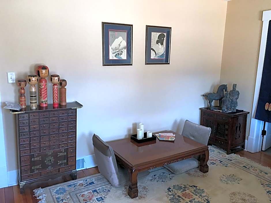 Attwood House Bed and Breakfast near Manhattan, KS