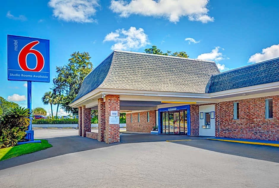 Motel 6-Tallahassee, FL - Downtown