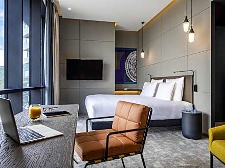 Executive King Room