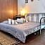 301 Historic building 1Bdrm 1bath AC Rooftop
