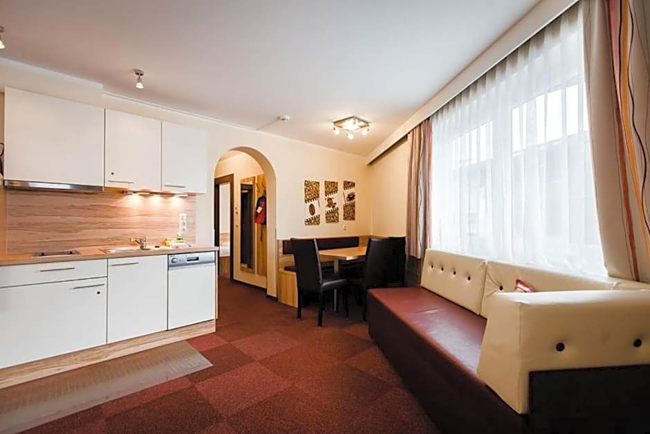 Aparthotel Dorfplatzl Garni