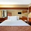 Microtel Inn & Suites By Wyndham Rogers