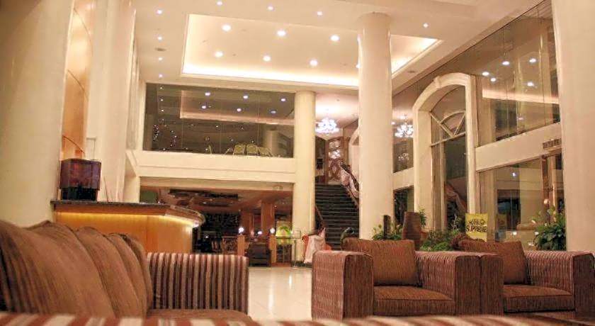 Hotel Supreme Convention Plaza