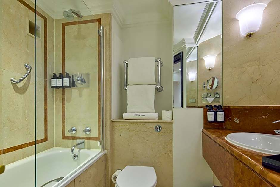 Radisson Blu Hotel, London Leicester Square