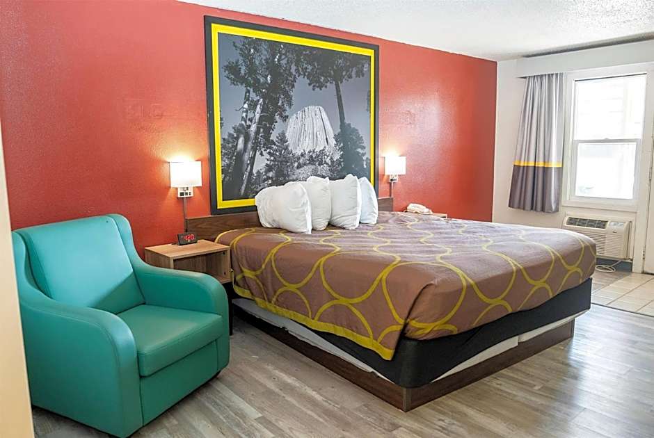 Super 8 by Wyndham Newcastle