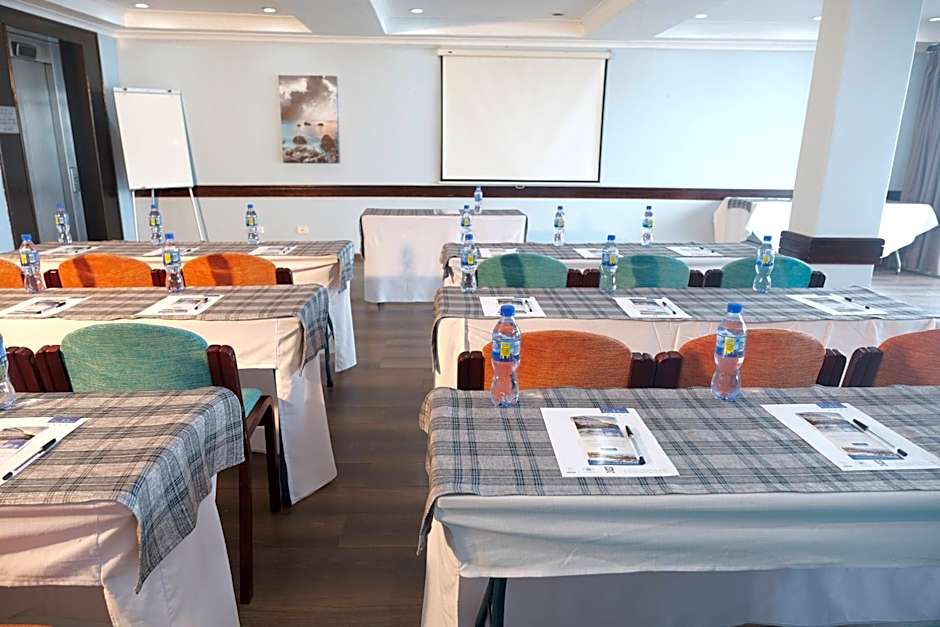 The Point Hotel & Spa