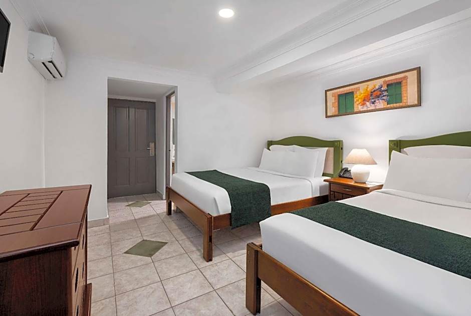 Gran Hotel Europa Santo Domingo, Trademark by Wyndham