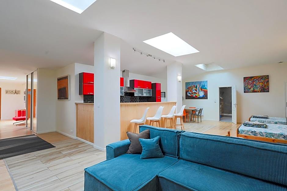 Paris East Side Lodge