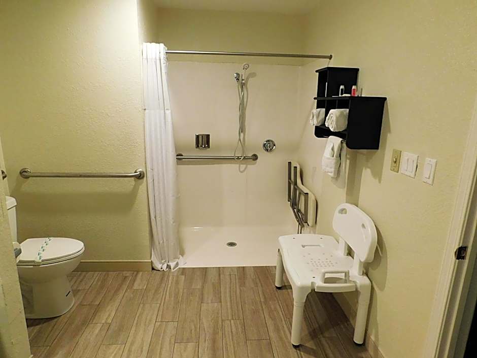 Travelodge by Wyndham Angels Camp CA