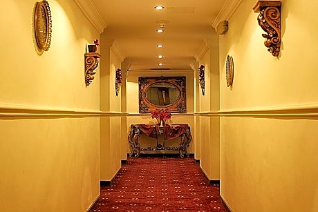 Carlton Tower Hotel Kuwait