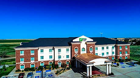 Holiday Inn Express Hotel & Suites Pampa By IHG