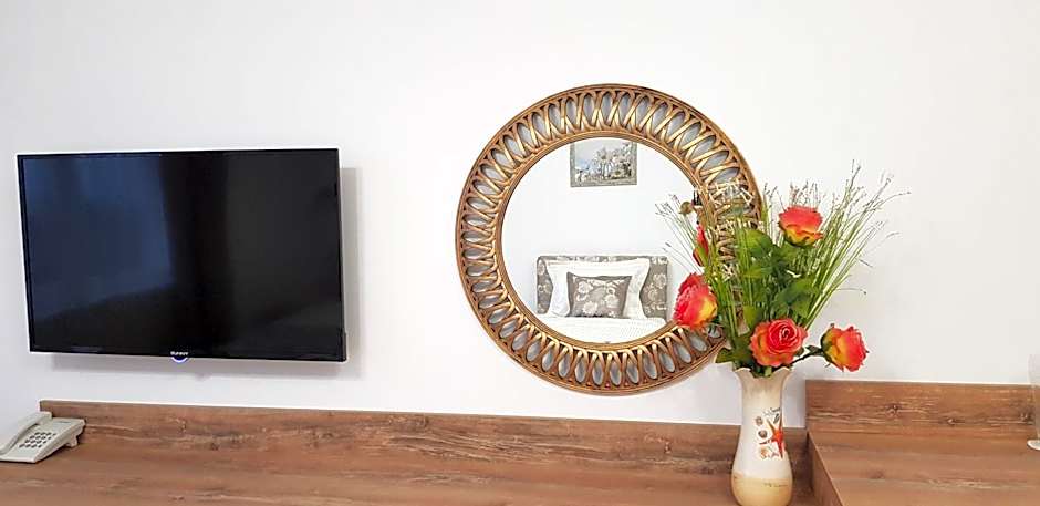 Aparthotel Olympus Plaza - SPA & Indoor Pool