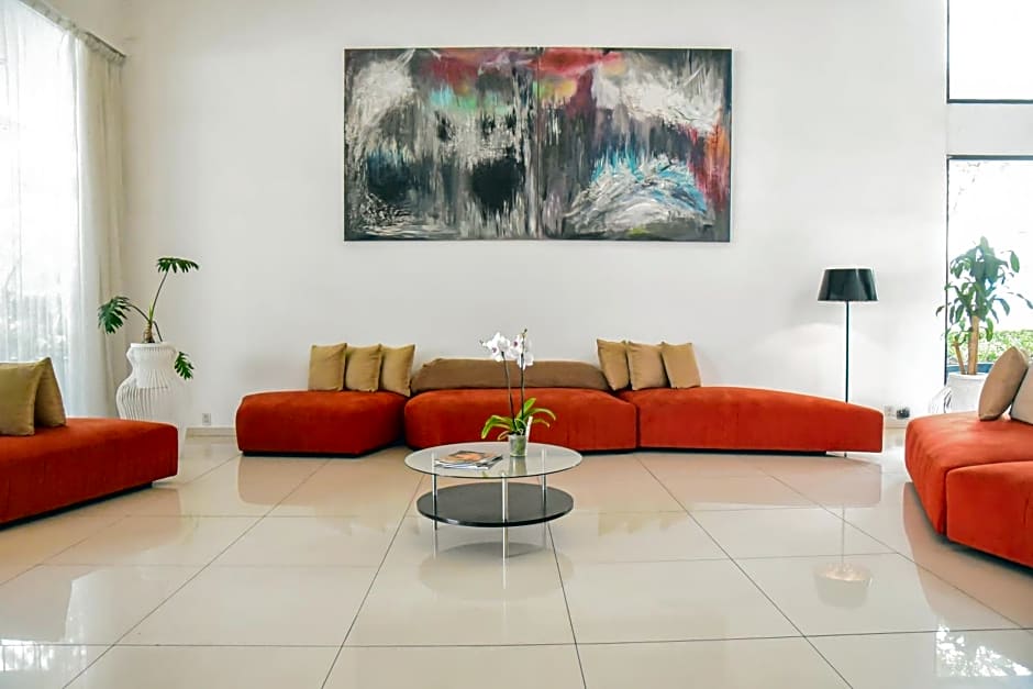 Hotel Expo Plaza Business and Family Guadalajara