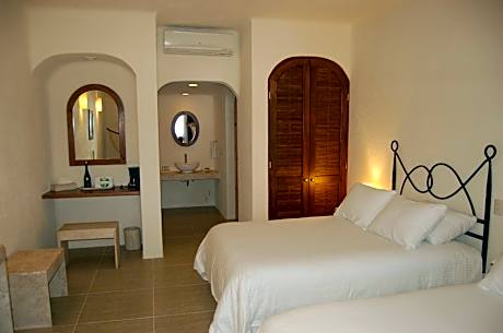 Suite with Two Double Beds